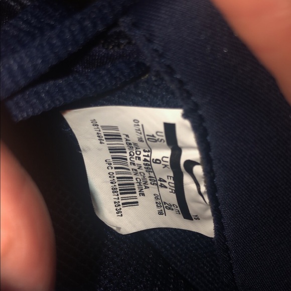 air foamposite one.   (midnight navy) - Picture 3 of 7